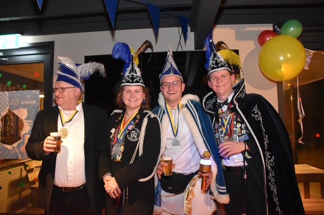 Geslaagde carnavalsavond bij Eli